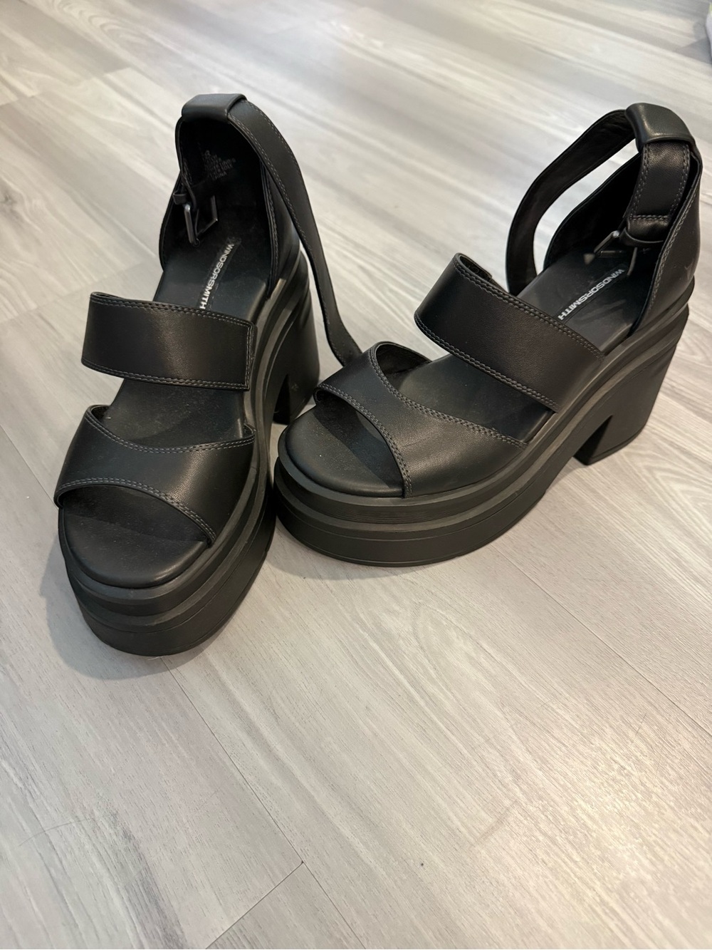 Windsor Smith Black Chunky Platform Sandal Heels - Picture 2 of 6
